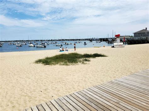 Beaches - A Complete Guide to Nantucket Beaches