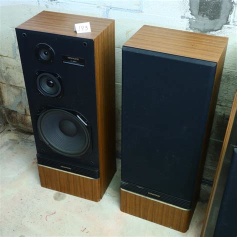 Lot - Vintage Kenwood JL-880 Floor Speakers