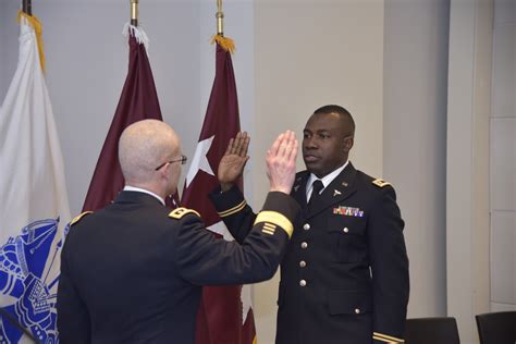 U.S. Army Promotes Newest Major | Article | The United States Army