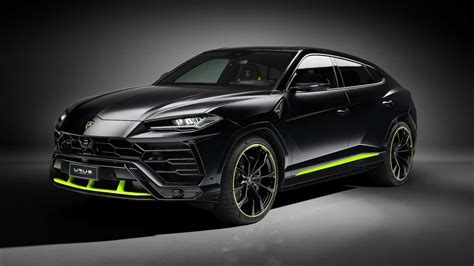 Get A Splash Of Neon With The Lamborghini Urus Graphite Capsule