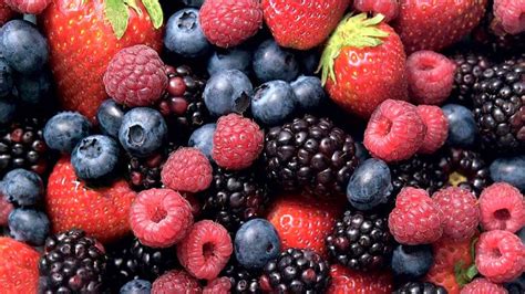 How Many Calories in Berries - Remedy Health Care