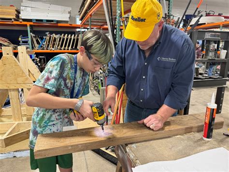 Eastlake Middle School students build trebuchets with Marous Brothers engineers