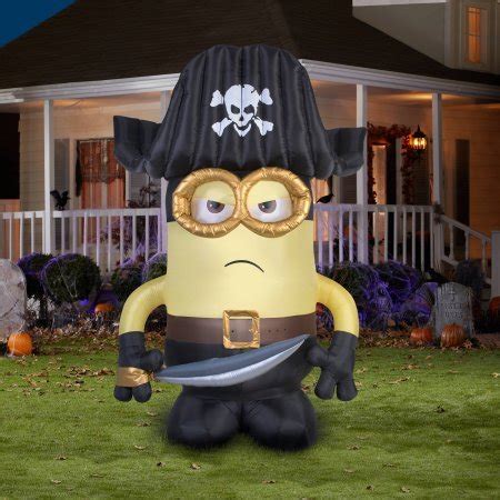 Inflatable Pirate Ship | Halloween Ideas For Women