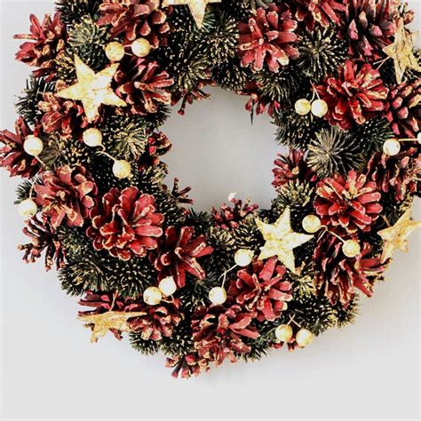 Star Christmas Wreath