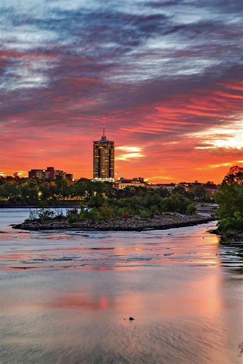 University Club Tower Sunrise - Tulsa Oklahoma Photograph by Gregory Ballos - Fine Art America