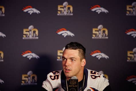 Former Broncos star Derek Wolfe slaying mountain lion upsets NFL fans