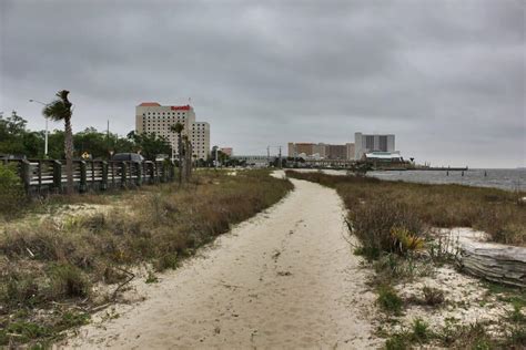 Beaches in Mississippi | Beaches, Islands and Coastal Cities in MS