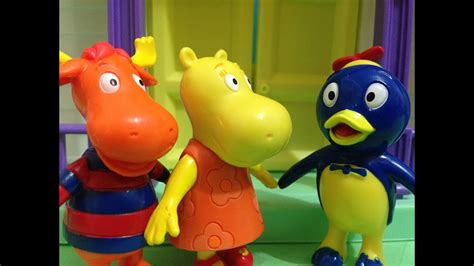 Backyardigans Nickelodeon song Toys make a visit in Pablo 's house - YouTube