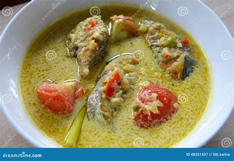 Ikan Selar Masak Lemak Cili Api : Resipi Ikan Selar Goreng Berlada Oleh Theduch Ess Cookpad ...