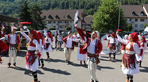 Valle shqiptare, në Aarburg - Albinfo