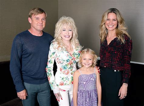 It's All in the Family for Dolly Parton and Jennifer Nettles | Guideposts