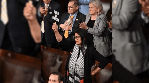 Amidst applause for Netanyahu's Congress speech, one congresswoman took a different stance