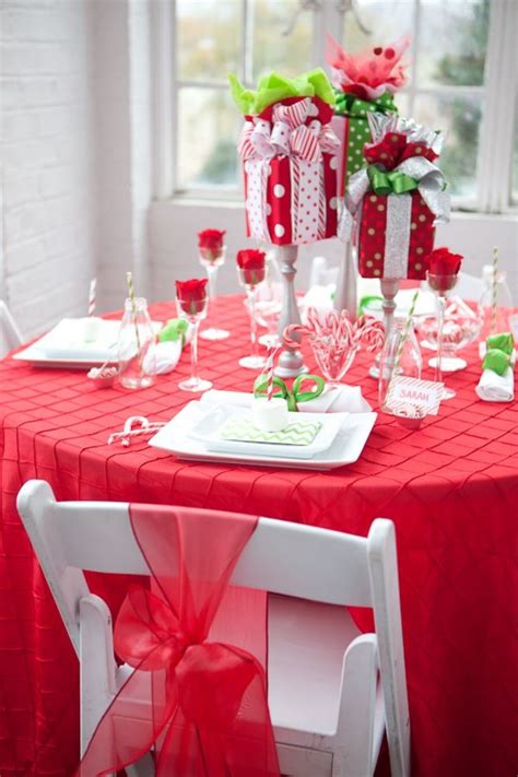 10+ Simple Christmas Table Decorations – HomeDecorish