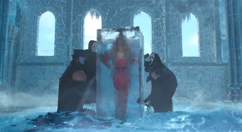 Mariah Carey leans into defrosting meme for new 2023 video - Vancouver Is Awesome