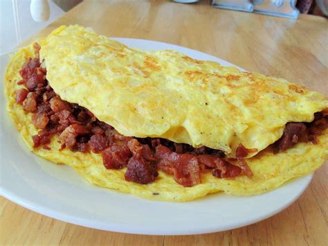 Omelette Recipe Cheese And Bacon | Deporecipe.co