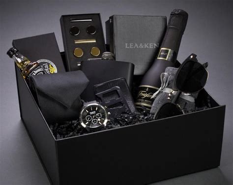 Men's Gift Box, Complete Men's Gift Set, Men's Watch, Sunglasses, Flask, Tuxedo Set, Cufflinks ...