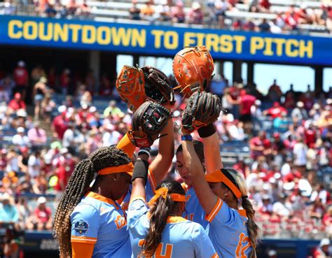 Lady Vols softball run-ruled in WCWS match against Oklahoma - VolReport: Tennessee Volunteers ...