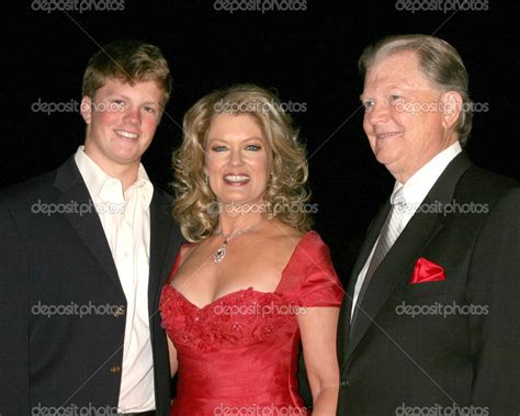 Mary Hart & Son, Husband – Stock Editorial Photo © Jean_Nelson #12920575