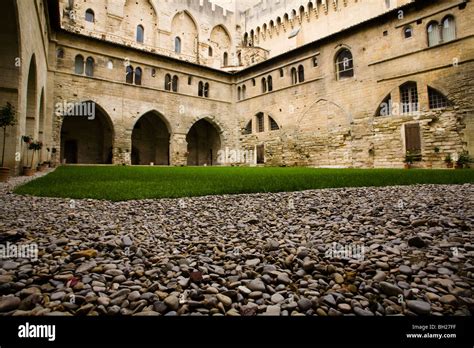 Courtyard of Palais des Papes (Popes' Palace), Avignon, France Stock Photo - Alamy