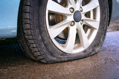 Tire Blowout Accidents | Brauns Law Accident Injury Lawyers, PC