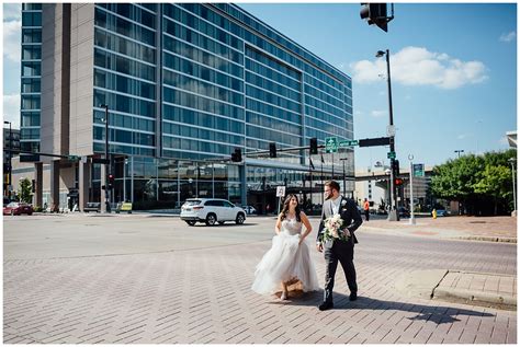 Omaha Marriott Downtown Wedding photos | Omaha wedding photographers ...