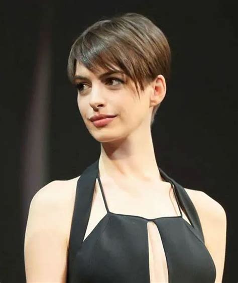 15 Best Anne Hathaway Short Hair Looks: Pixies And Bobs - Hair System