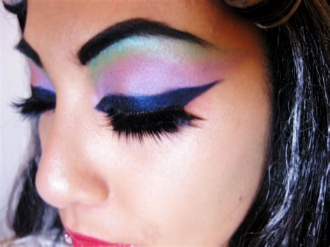 Monster High Makeup Tutorial: Frankie Stein - Marissa Rhoades, MUA