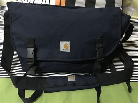 Carhartt Parcel Messenger Bag Navy (Large), Men's Fashion, Watches & Accessories, Wallets & Card ...