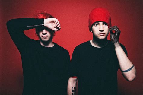 Twenty One Pilots is flying high on popularity of album ‘Blurryface’ - The Washington Post