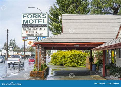 Forks Motel in the City of Forks Washington - FORKS - WASHINGTON Editorial Stock Photo - Image ...