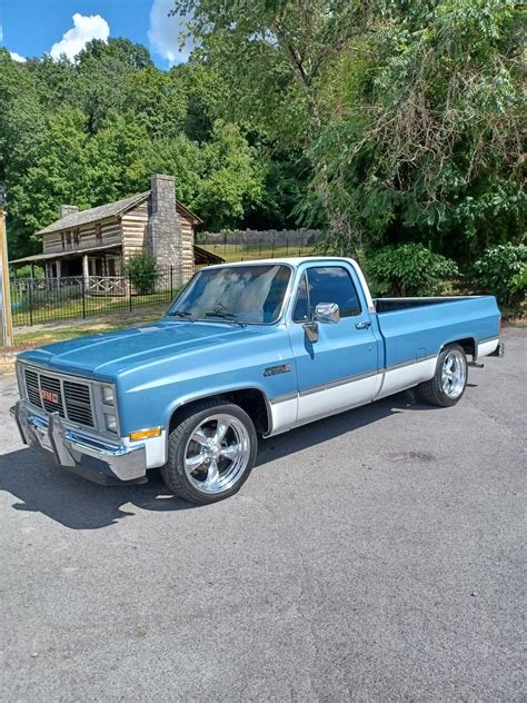 1985 GMC Sierra Classic | Premier Auction