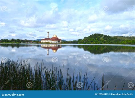 Darul Quran Mosque editorial image. Image of buildings - 120363475