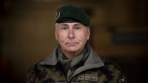 Couac à l'armée: Épinglé, le divisionnaire romand Mathias Tüscher s'en va