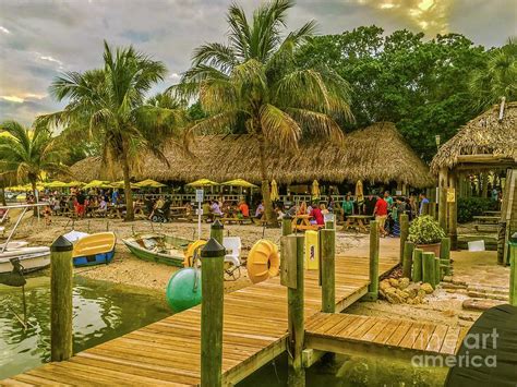 Sarasota Waterfront Dining Photograph by Lynne Pedlar