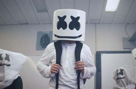 Marshmello's 'Alone' Video Passes 1 Billion YouTube Views | Billboard | Billboard