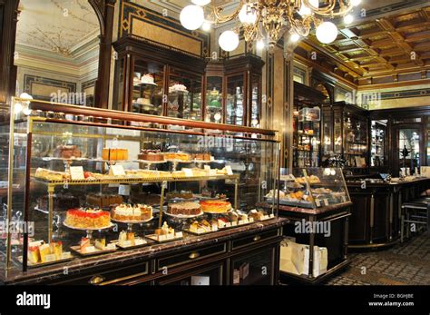 Cafe Demel, Vienna, Austria Stock Photo - Alamy