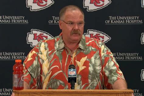 Hawaiian shirts never went out of style for Chiefs coach Andy Reid ...