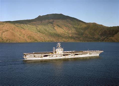 A starboard quarter view of the nuclear-powered aircraft carrier USS CARL VINSON (CVN 70 ...