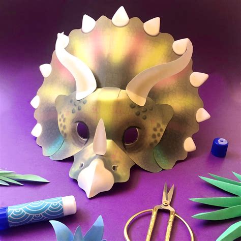 DIY Triceratops 3D mask template. Be a dinosaur • Happythought