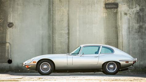 Exquisite 1971 Jaguar E-Type 2+2 Series 3 Auctions For $48K