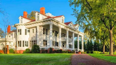 Georgia Mansion That Inspired 'Gone With the Wind' Film Up for Sale