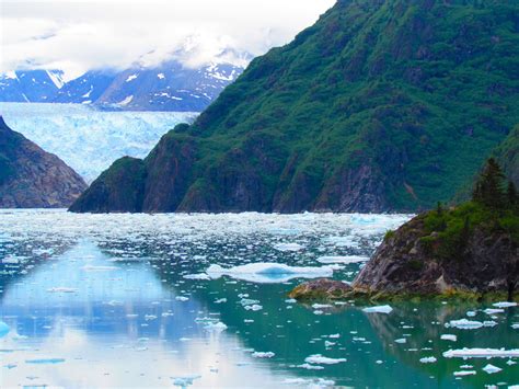 Tracy Arm Fjord Inside Passage Alaska | Alaska travel, Places to travel ...