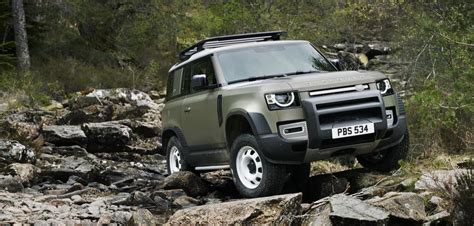 Land Rover Defender hybrid revealed - Electric & Hybrid Vehicle Technology International