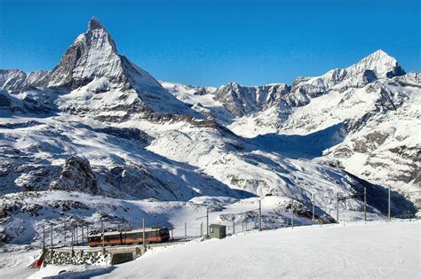 10 Places to Travel in Switzerland this Winter