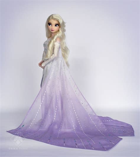 Elsa 5th Spirit Dress 17″ Doll – Erika Parra