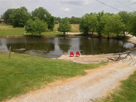 Our last day in Crossville, Tennessee before we head north to Kentucky. We're working outside ...