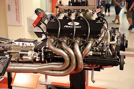 NASCAR engine - Wikipedia