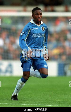 CELESTINE BABAYARO CHELSEA FC 06 September 1998 Stock Photo - Alamy