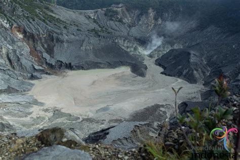 West Java Tourism - Photo Gallery - tangkuban perahu volcanic crater ...