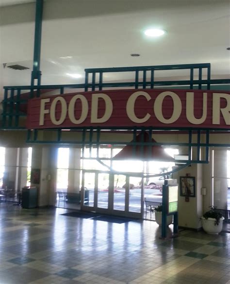 Laughlin Buzz: A visit to the Food Court at the Laughlin Mall